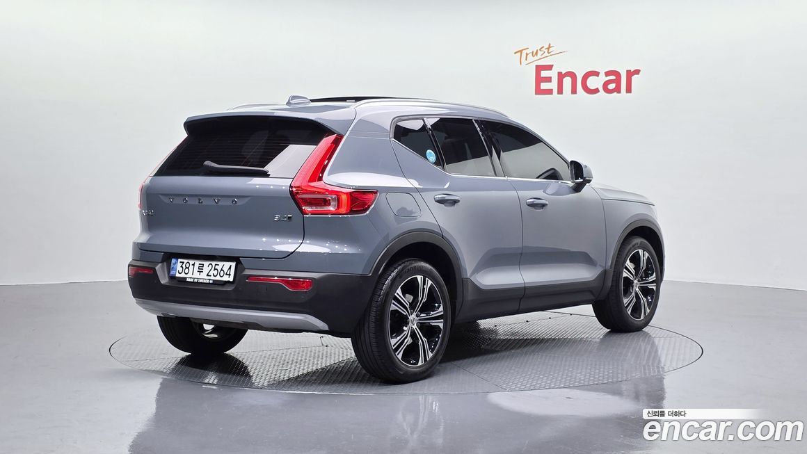 Volvo XC40 2022