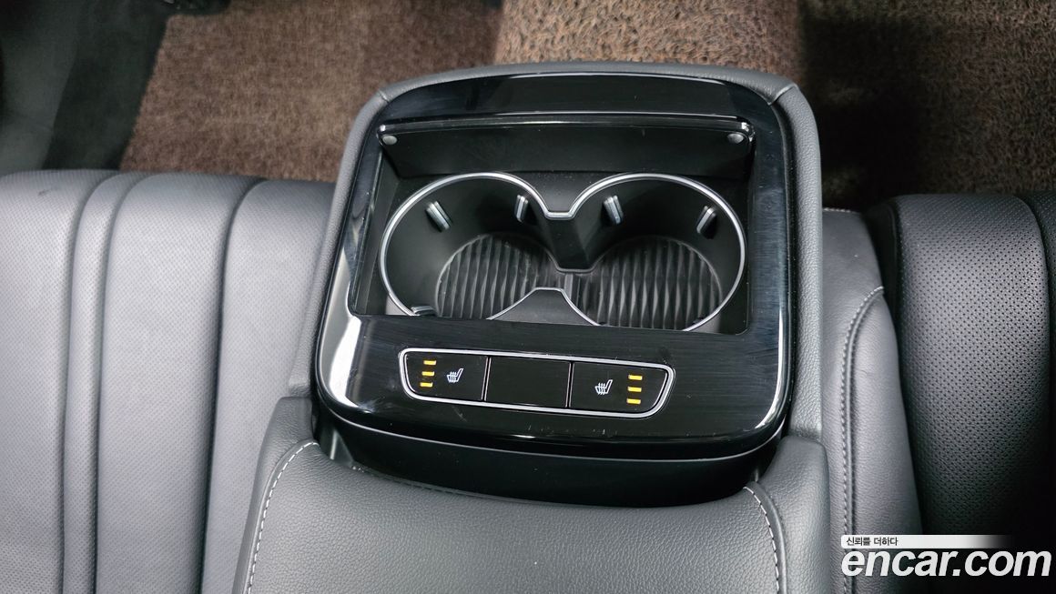 Genesis G80 2023