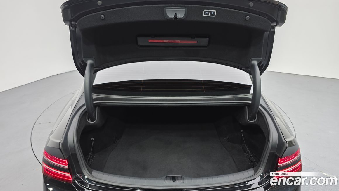 Genesis G80 2023