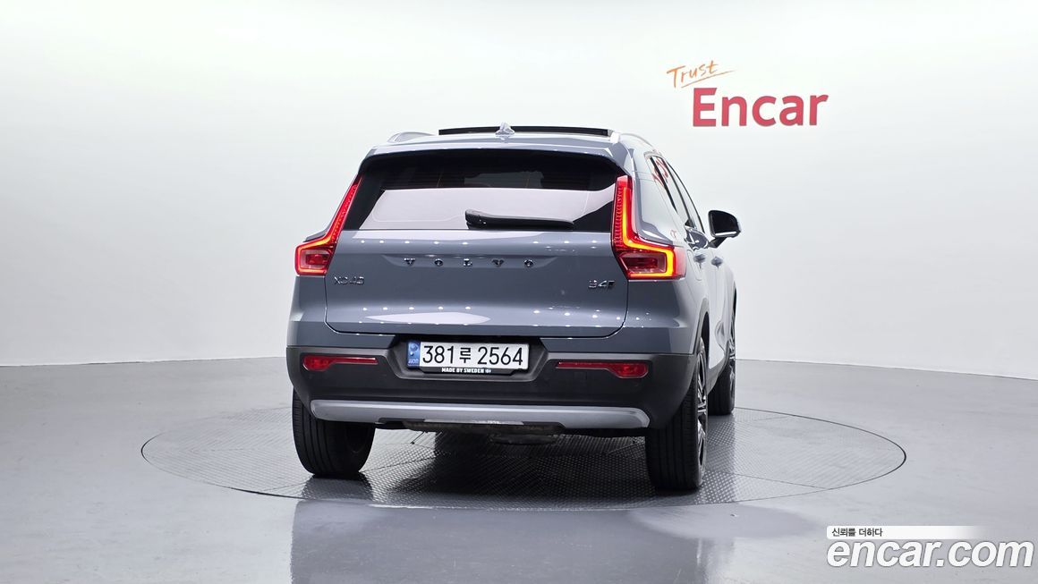 Volvo XC40 2022