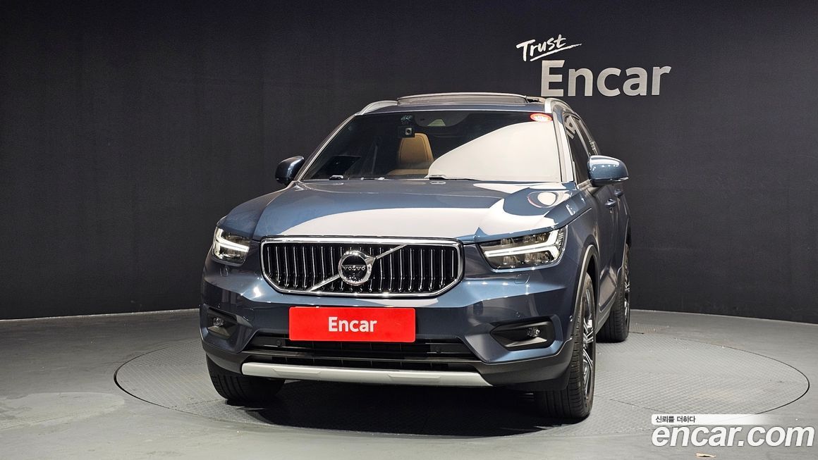 Volvo XC40 2021