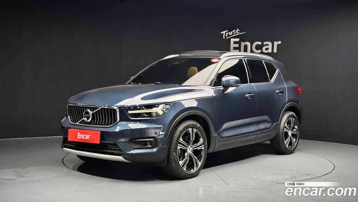 Volvo XC40 2021