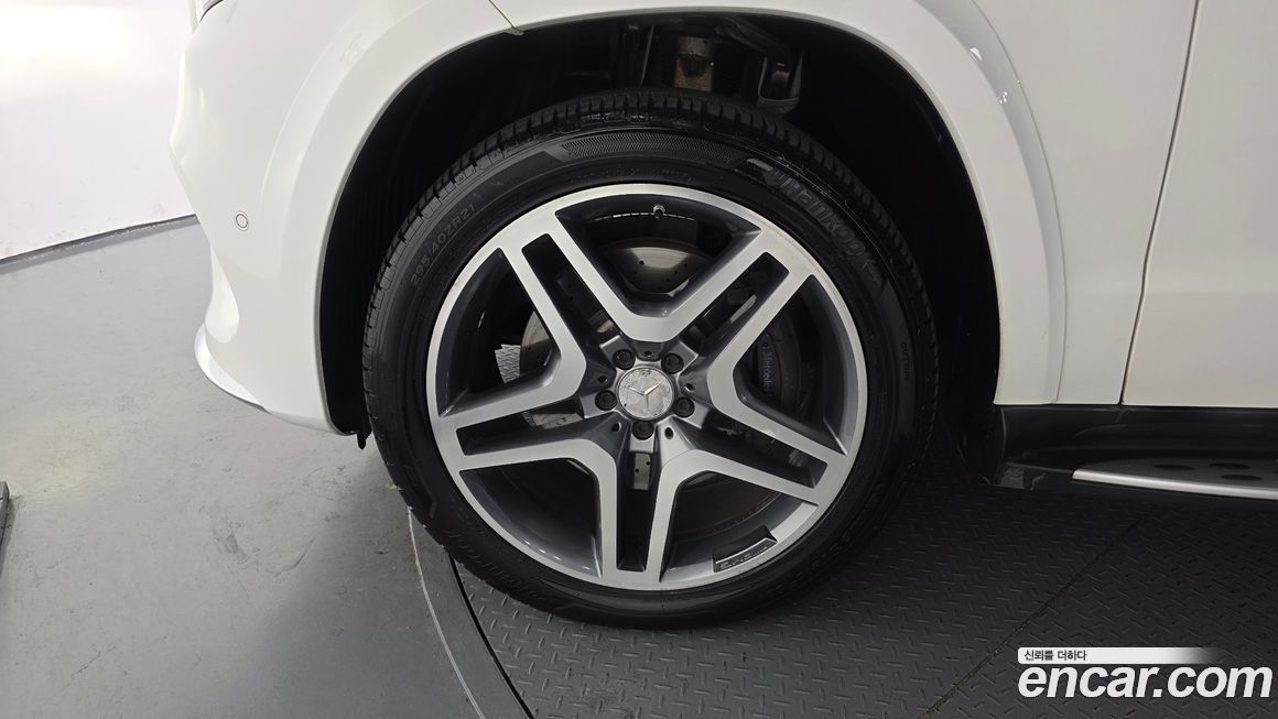 Mercedes-Benz GLS-Class 2017