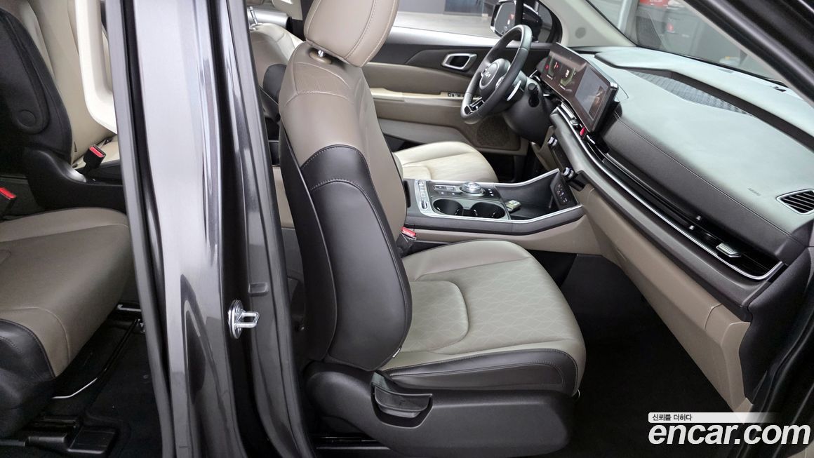 Kia Canival 2025