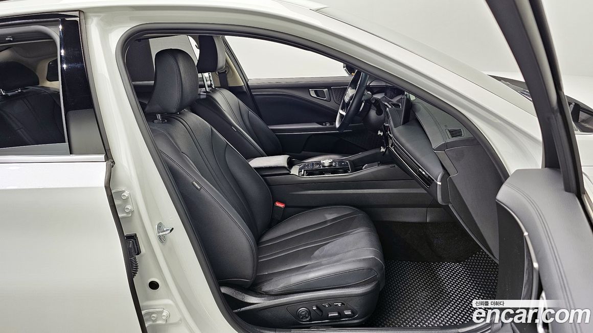 Kia K8 2025