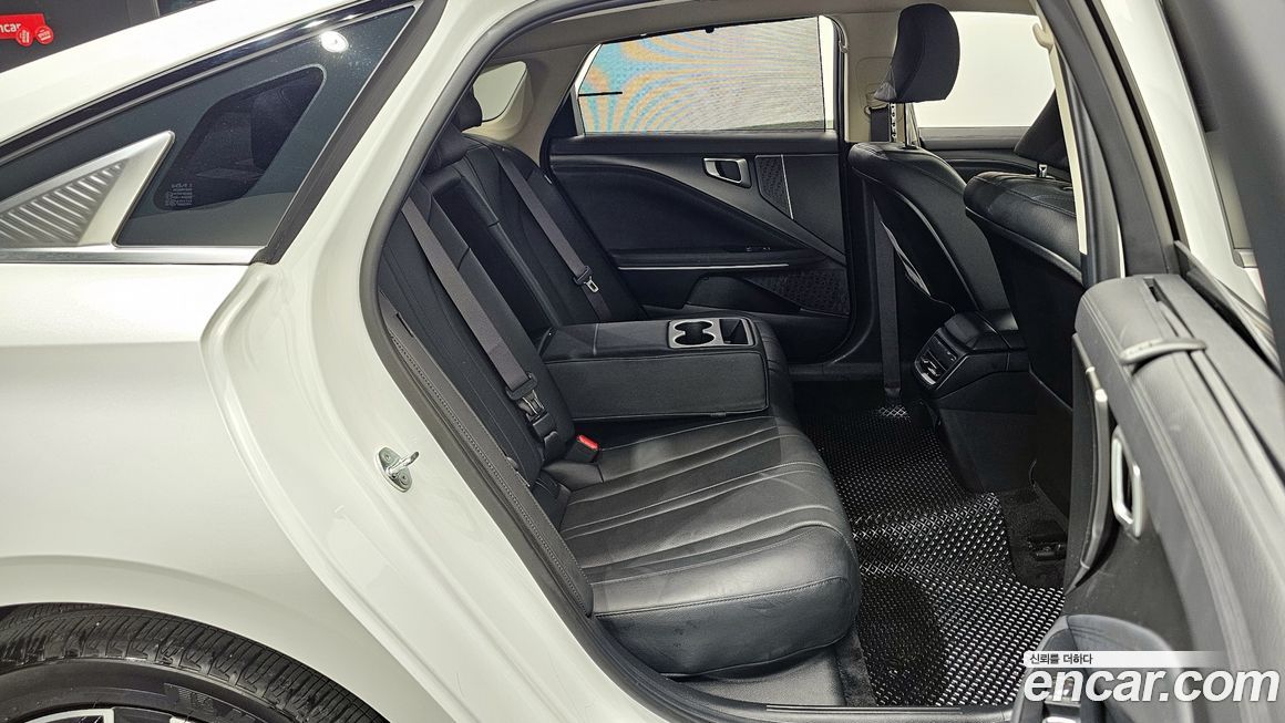 Kia K8 2025
