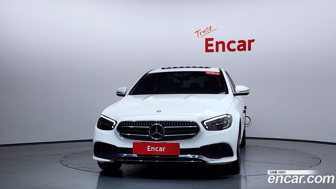 Mercedes-Benz E-Class 2021