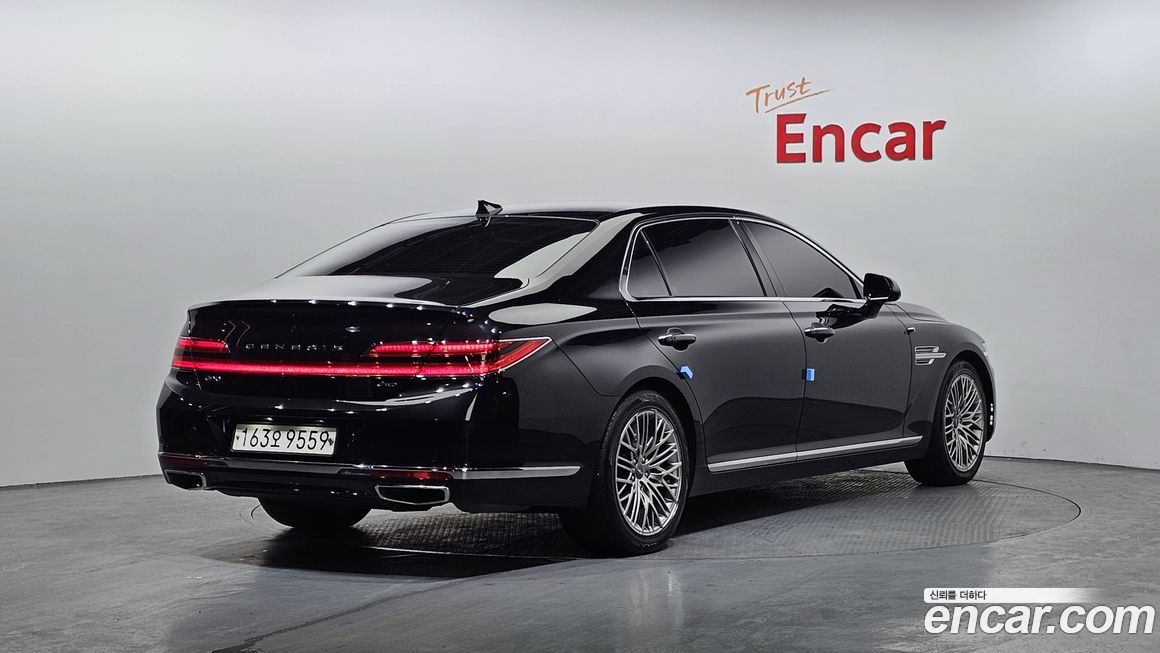 Genesis G90 2021