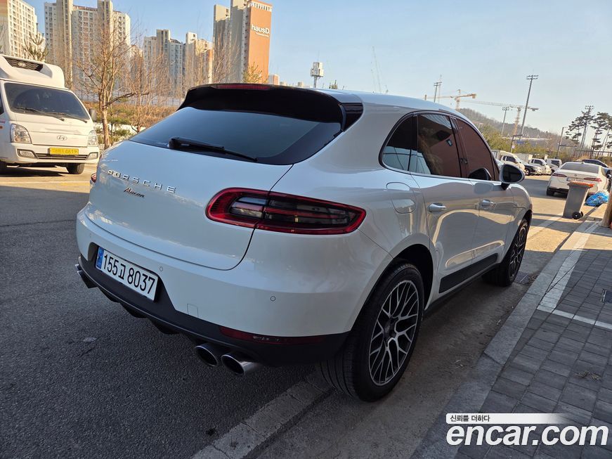Porsche Macan 2018