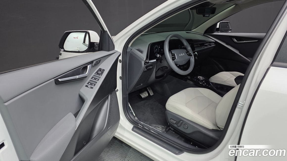 Kia Niro 2025