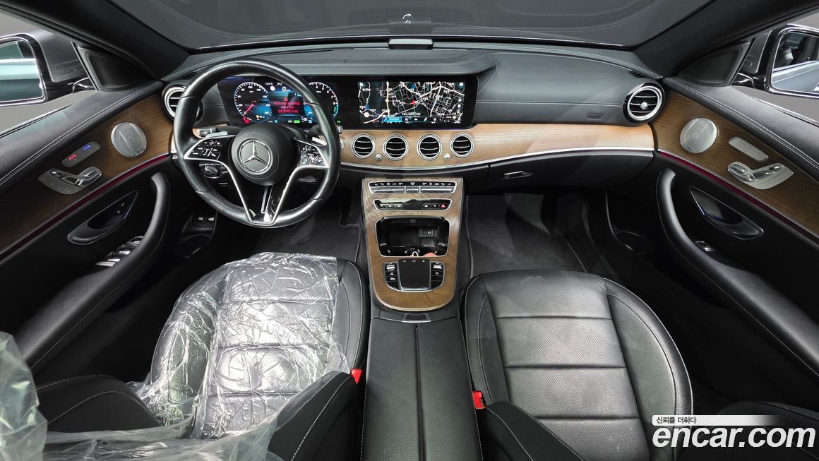 Mercedes-Benz E-Class 2021