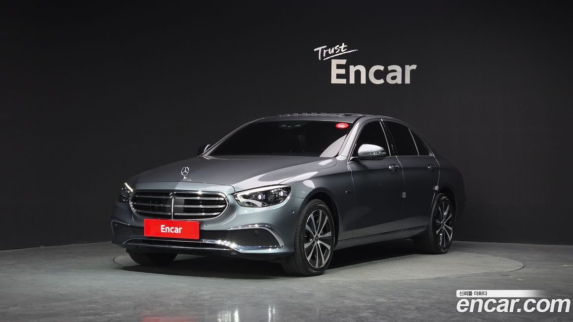 Mercedes-Benz E-Class 2021