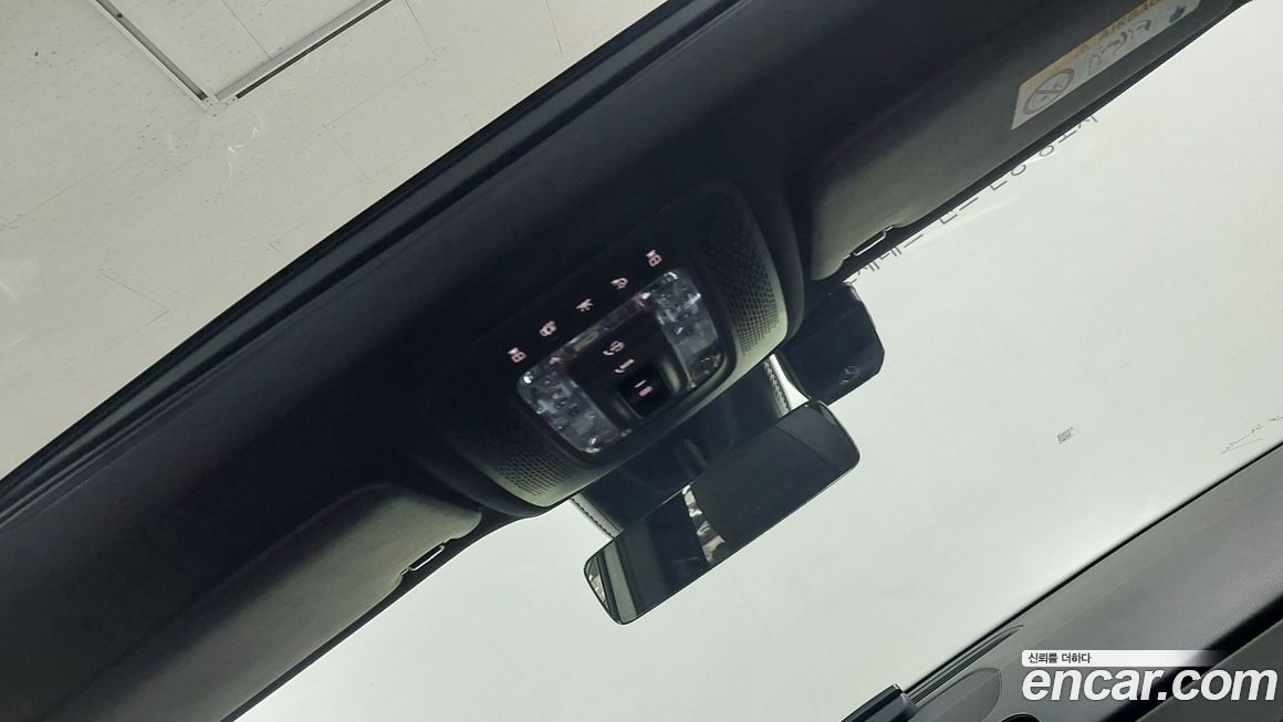 Mercedes-Benz GLB-Class 2021