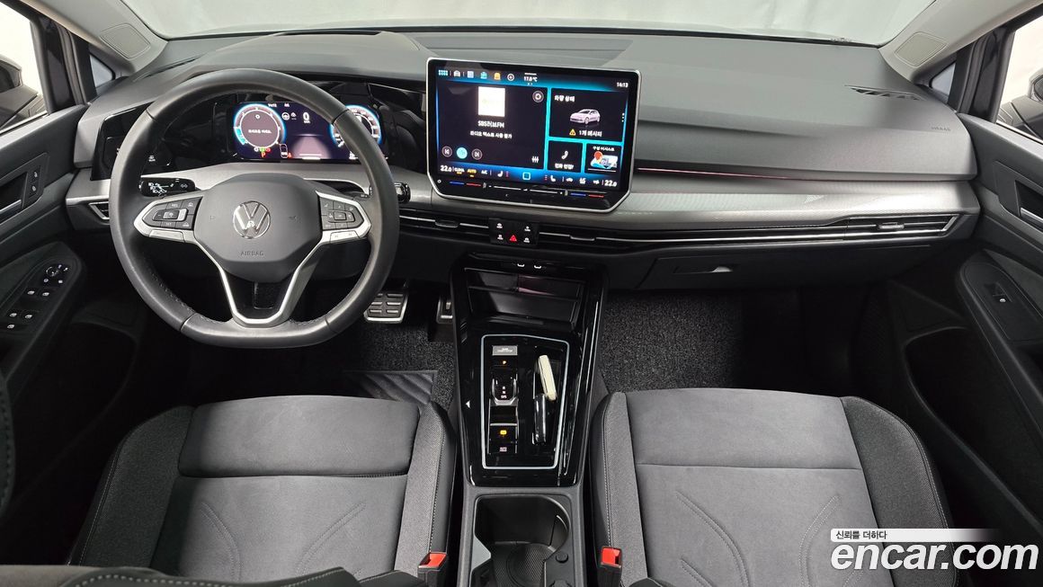 Volkswagen Golf 2025