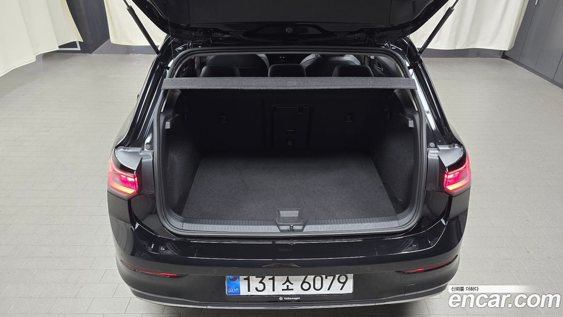 Volkswagen Golf 2025