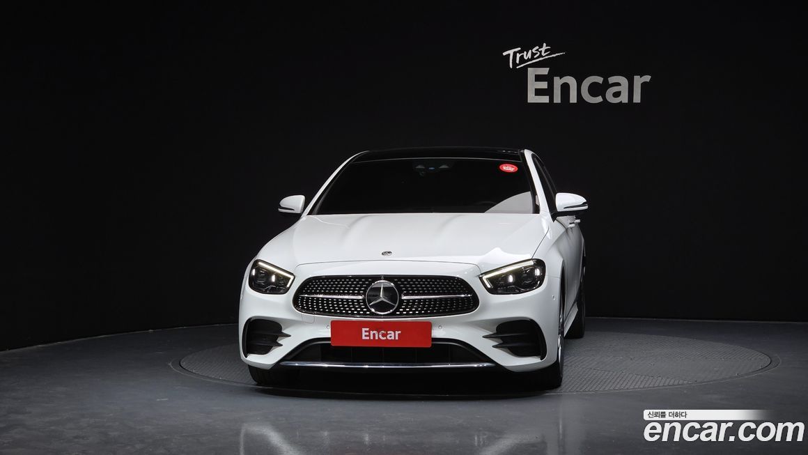 Mercedes-Benz E-Class 2021