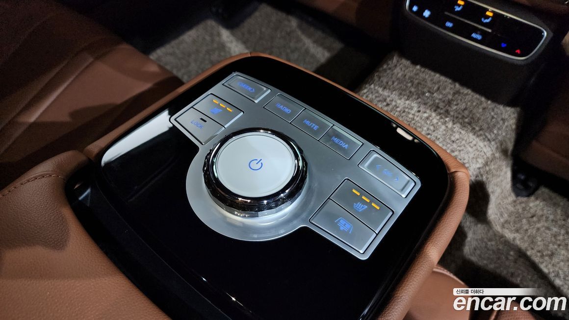 Genesis G80 2023