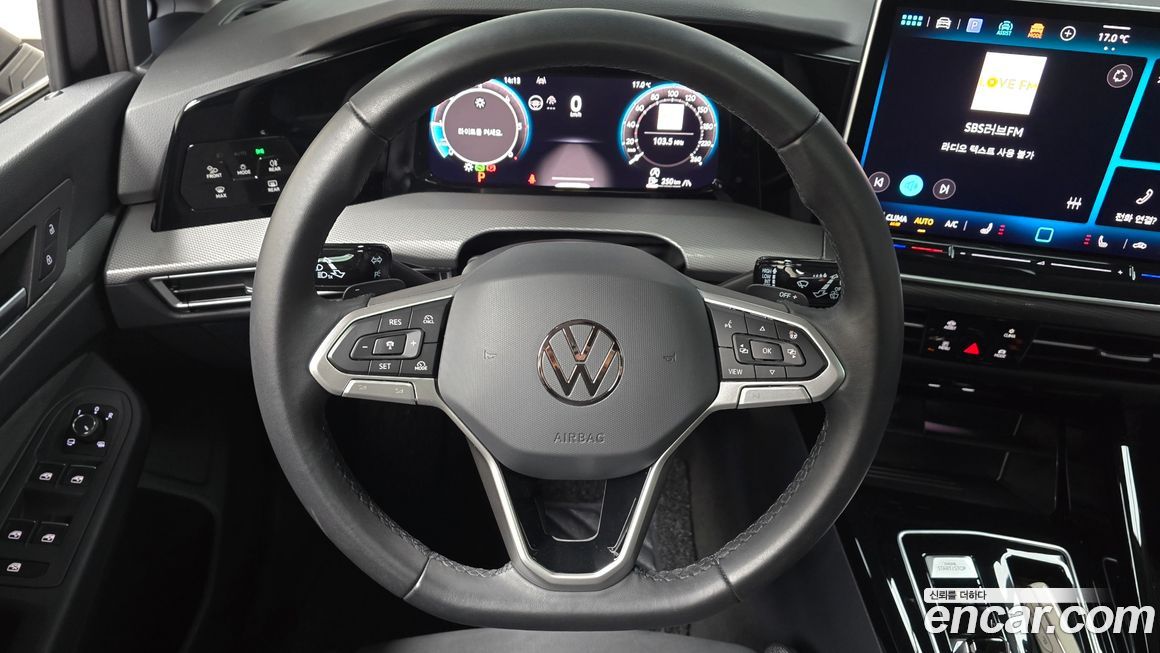 Volkswagen Golf 2025