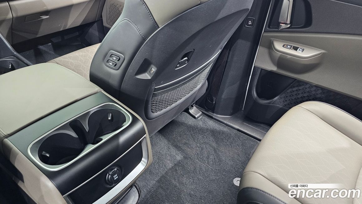 Kia Canival 2024