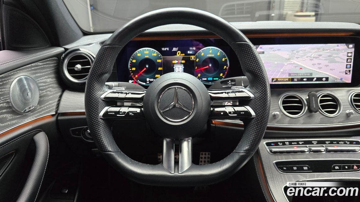 Mercedes-Benz E-Class 2021