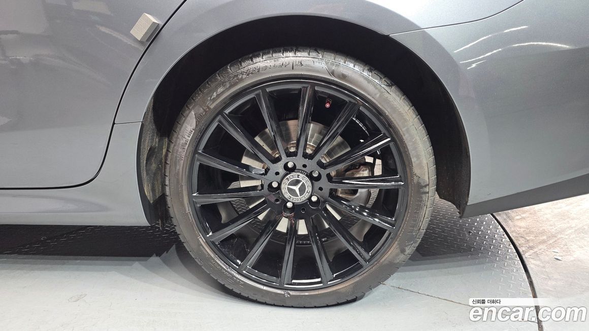 Mercedes-Benz CLS-Class 2019