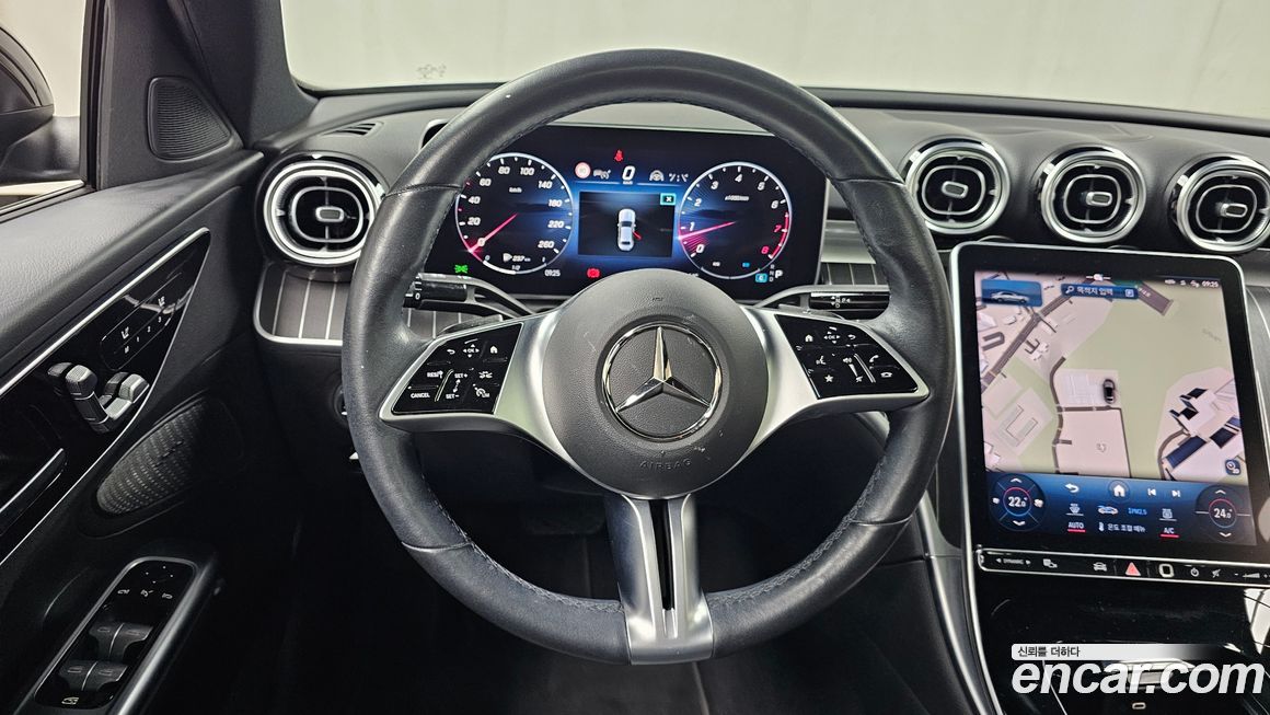 Mercedes-Benz C-Class 2022