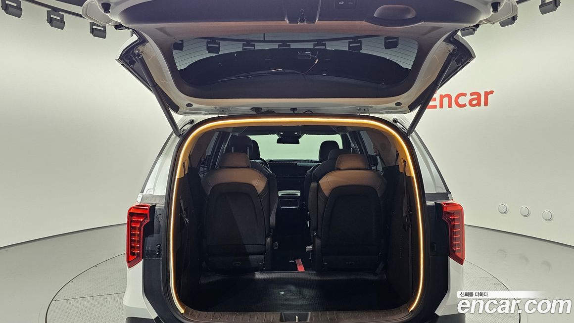 Kia Canival 2024