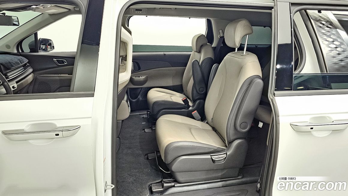 Kia Canival 2024