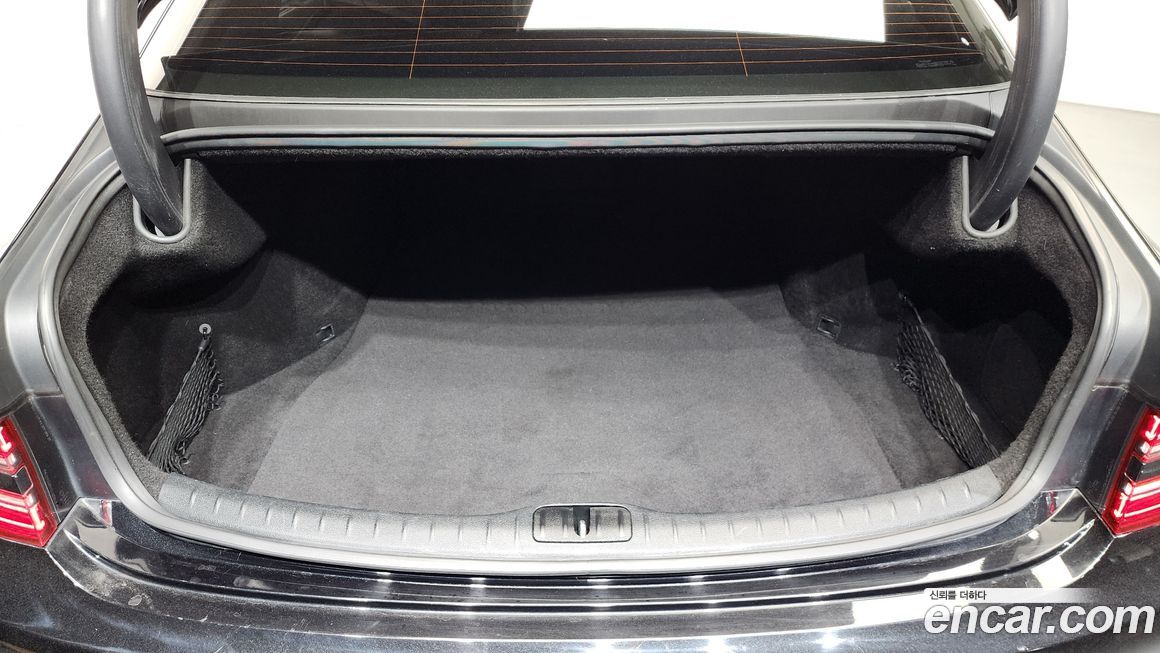 Genesis G80 2023