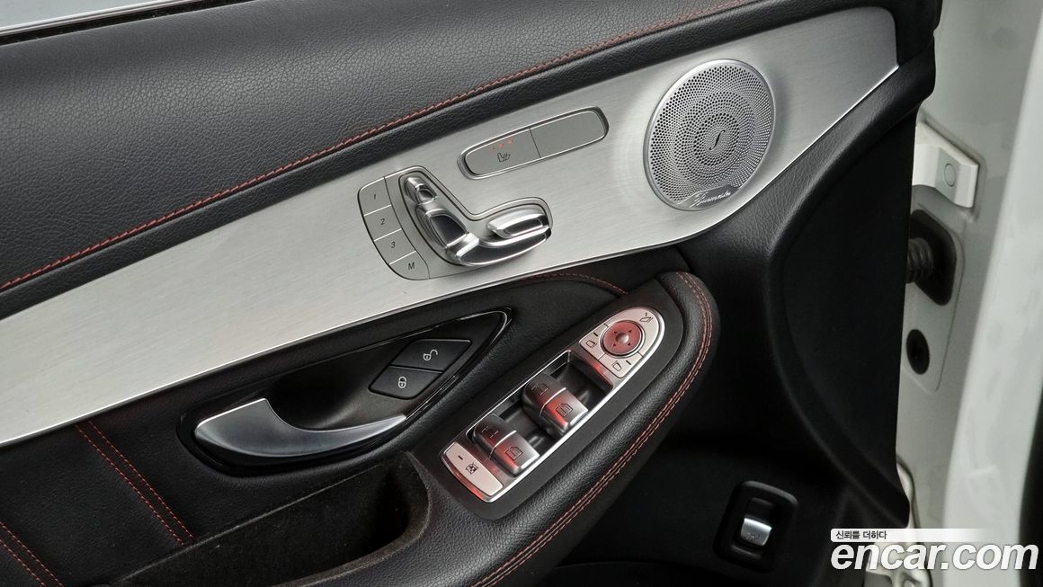 Mercedes-Benz GLC-Class 2019