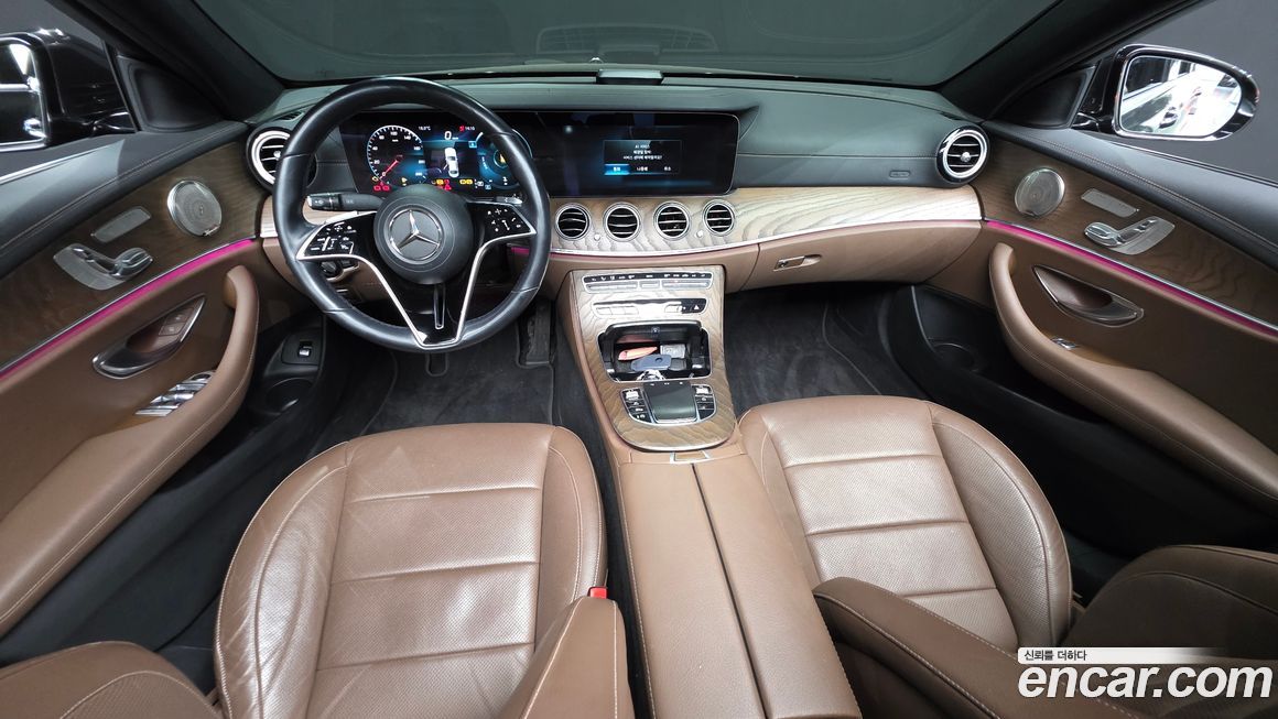 Mercedes-Benz E-Class 2021