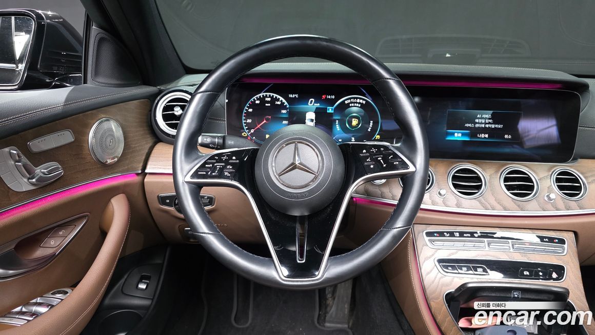 Mercedes-Benz E-Class 2021