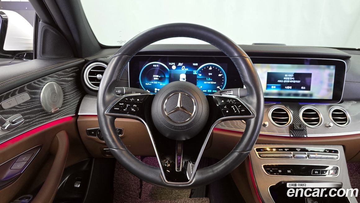 Mercedes-Benz E-Class 2022
