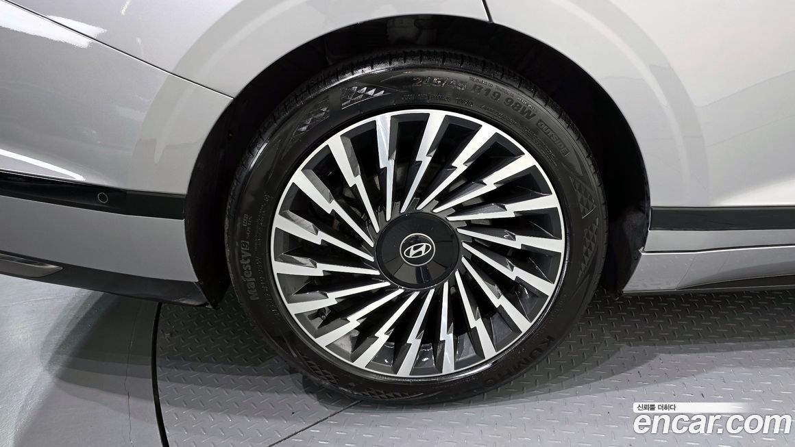 Hyundai Grandeur 2023