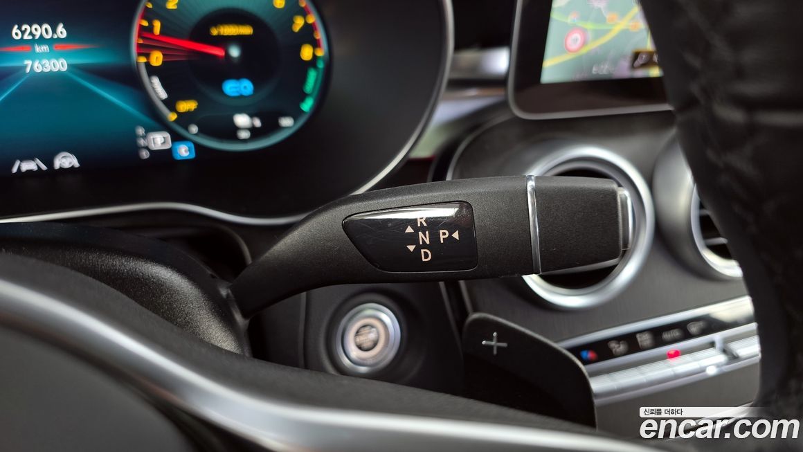 Mercedes-Benz GLC-Class 2021