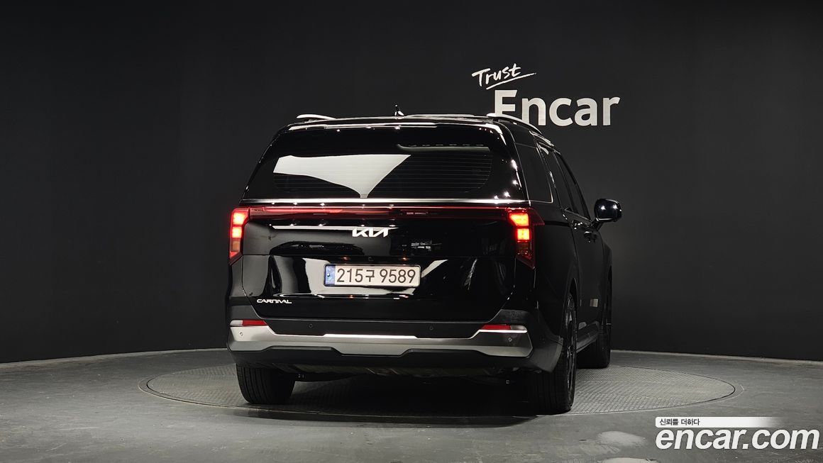 Kia Canival 2025