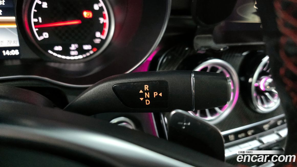 Mercedes-Benz GLC-Class 2019