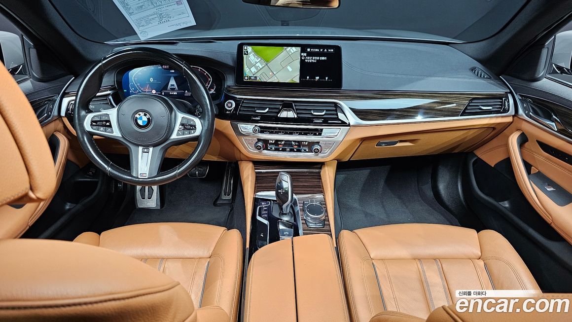 BMW 5-Series 2021