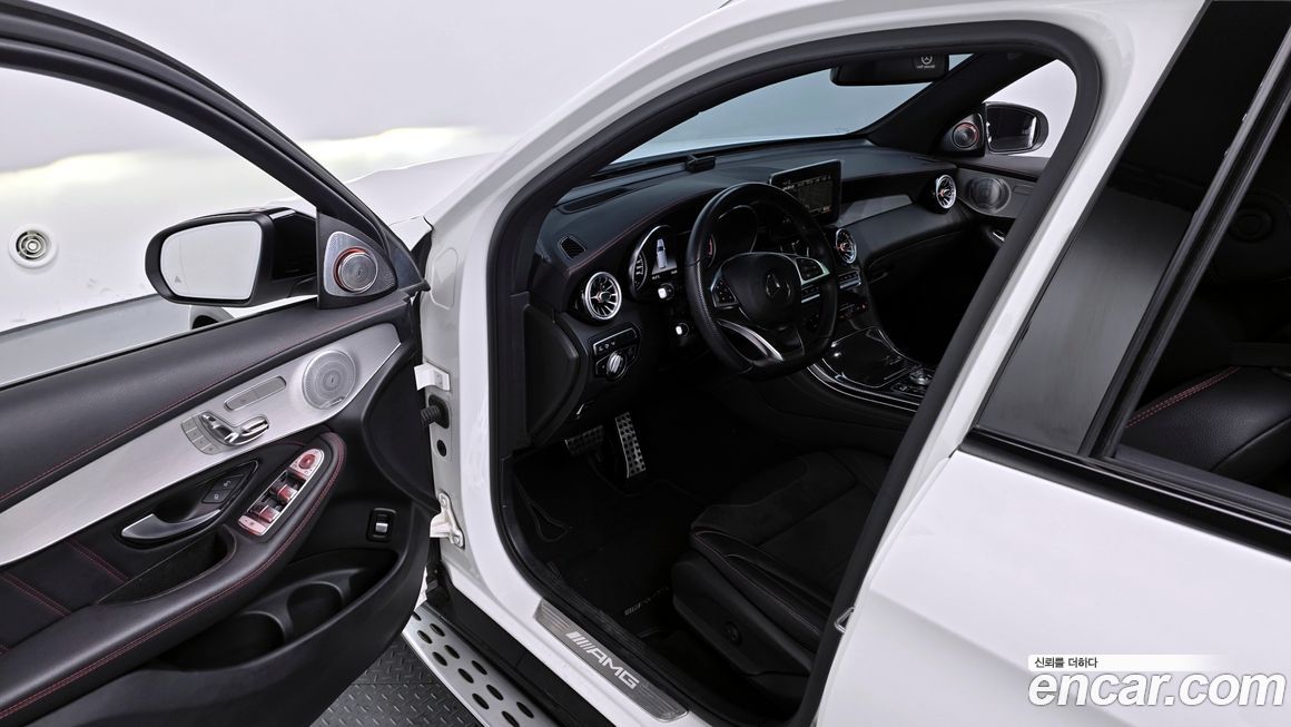 Mercedes-Benz GLC-Class 2019