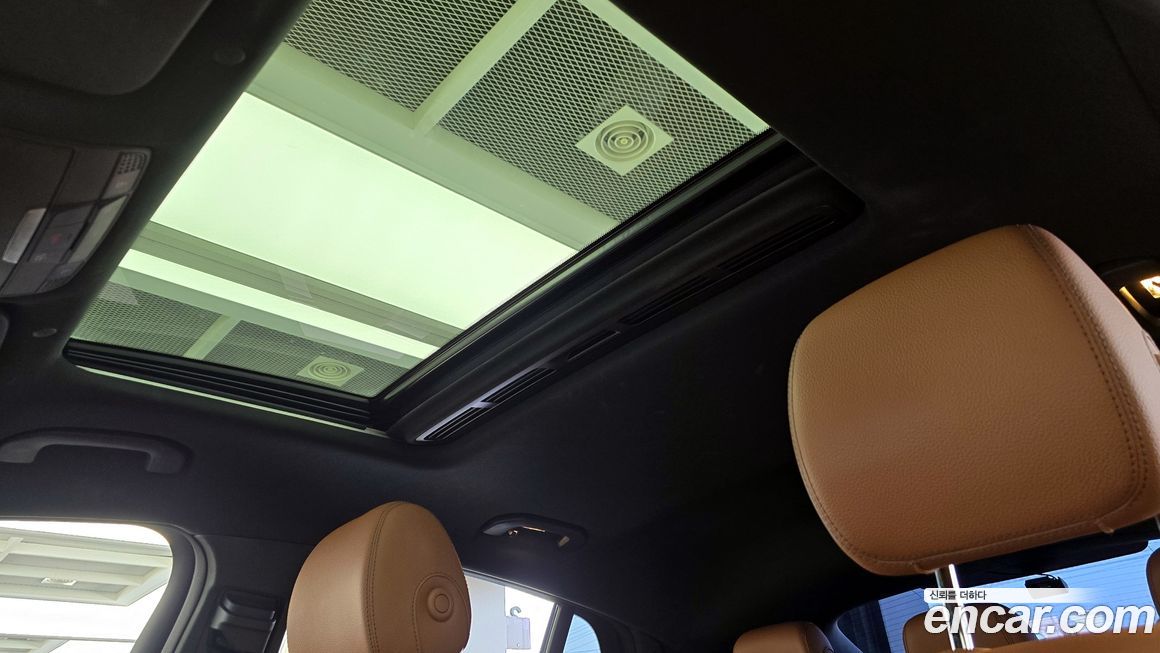 Mercedes-Benz GLC-Class 2021