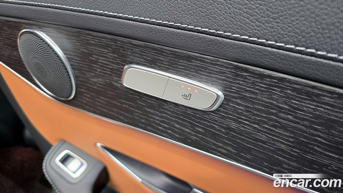 Mercedes-Benz GLC-Class 2022