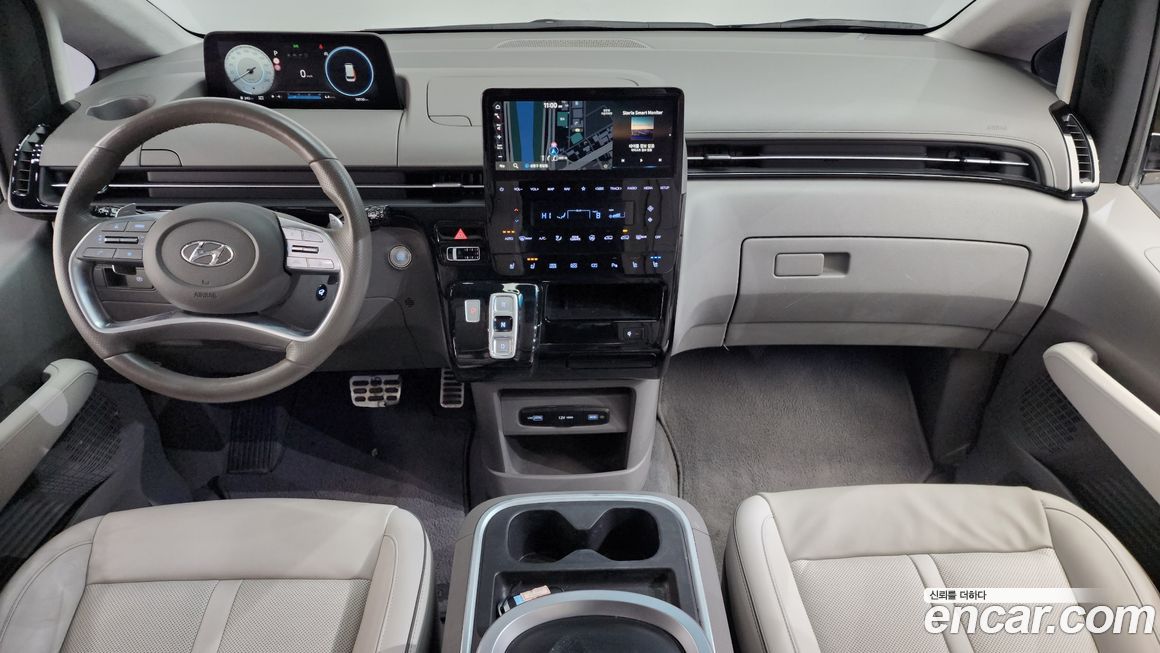 Hyundai Staria 2022