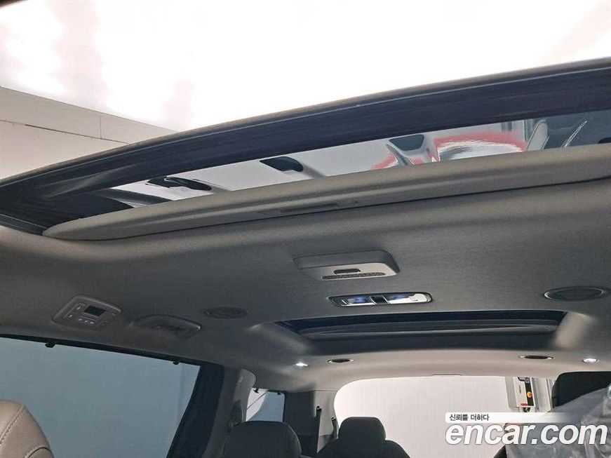 Kia Canival 2024