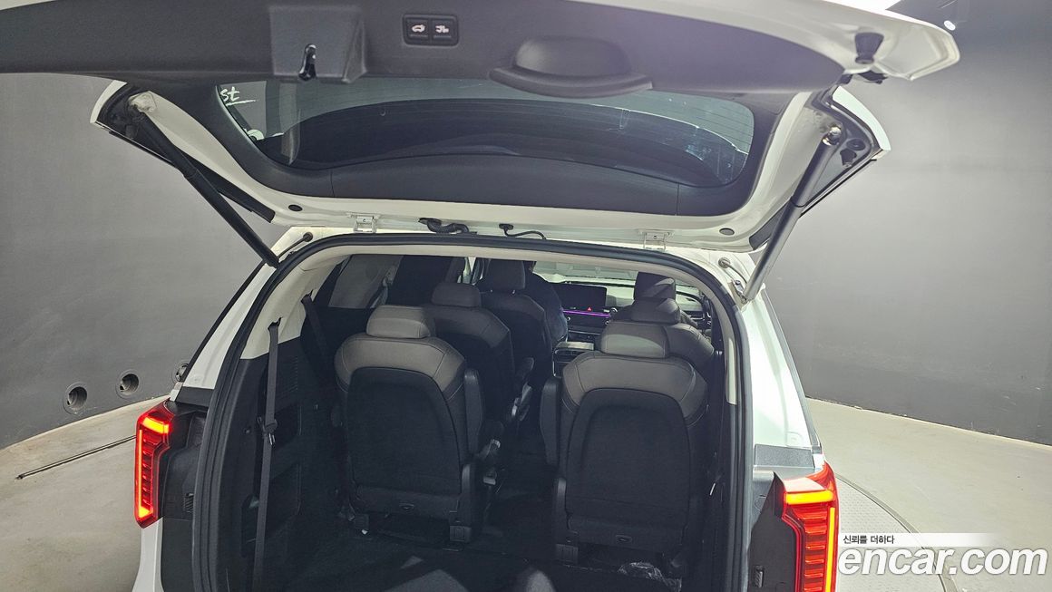 Kia Canival 2025
