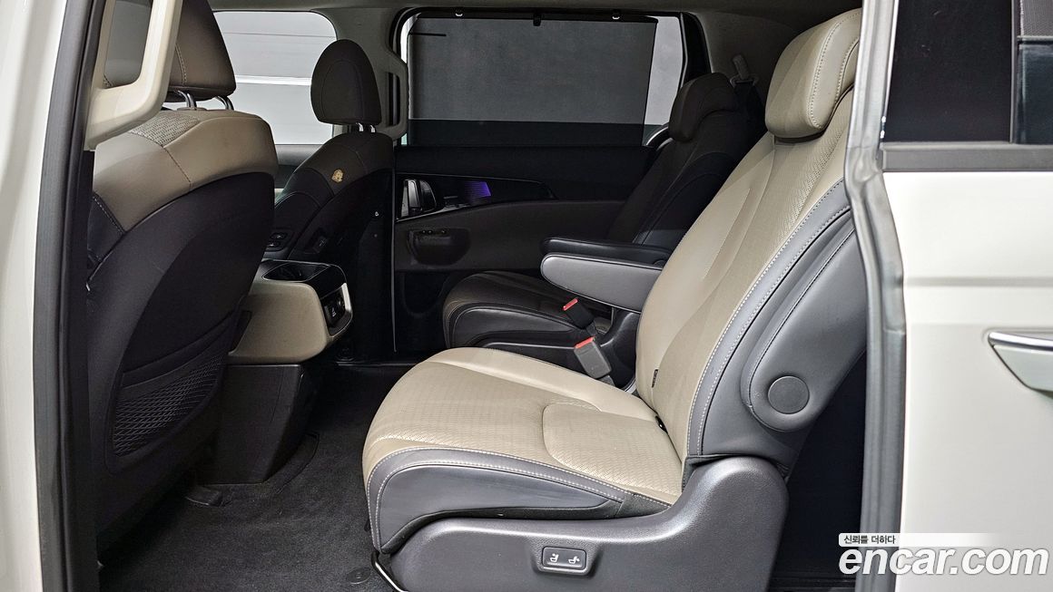 Kia Canival 2025