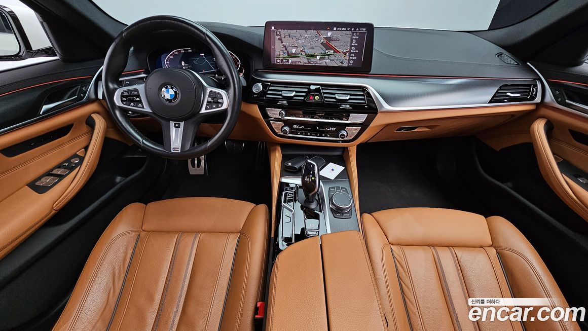 BMW 5-Series 2023