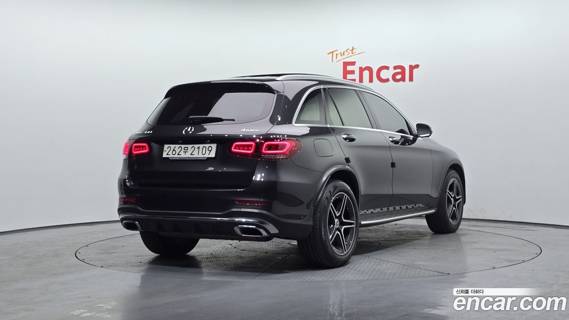 Mercedes-Benz GLC-Class 2022