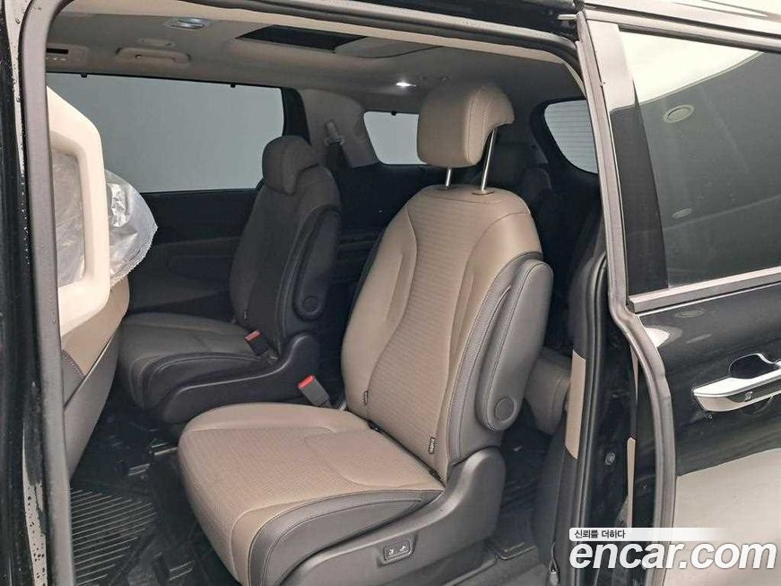 Kia Canival 2024