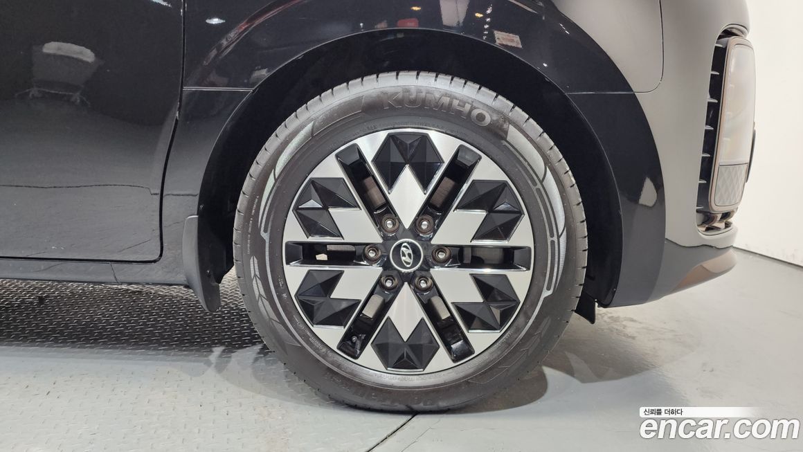Hyundai Staria 2022