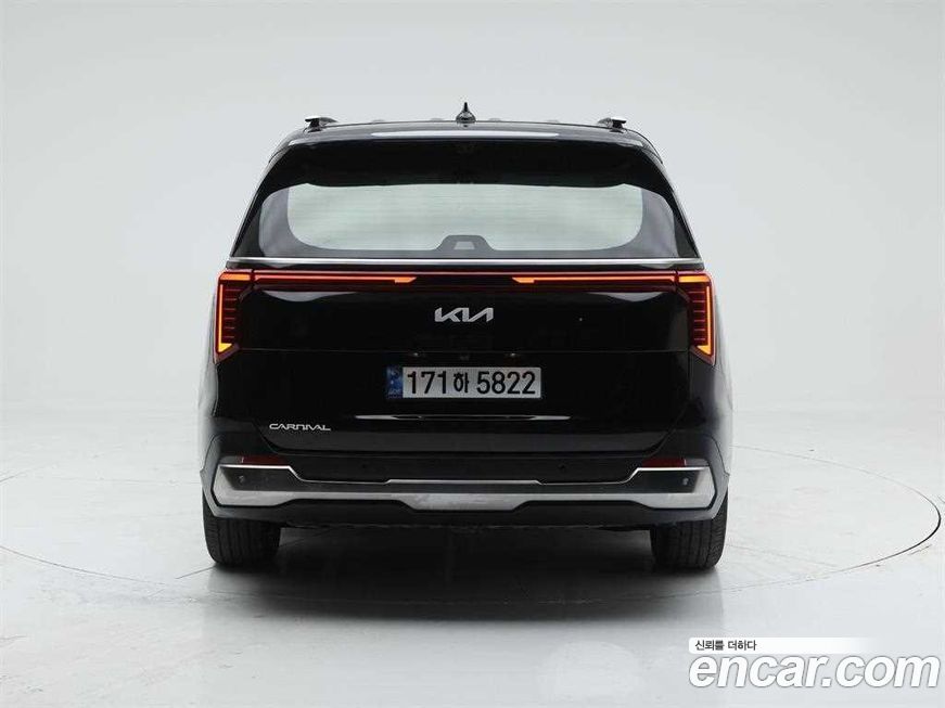 Kia Canival 2024